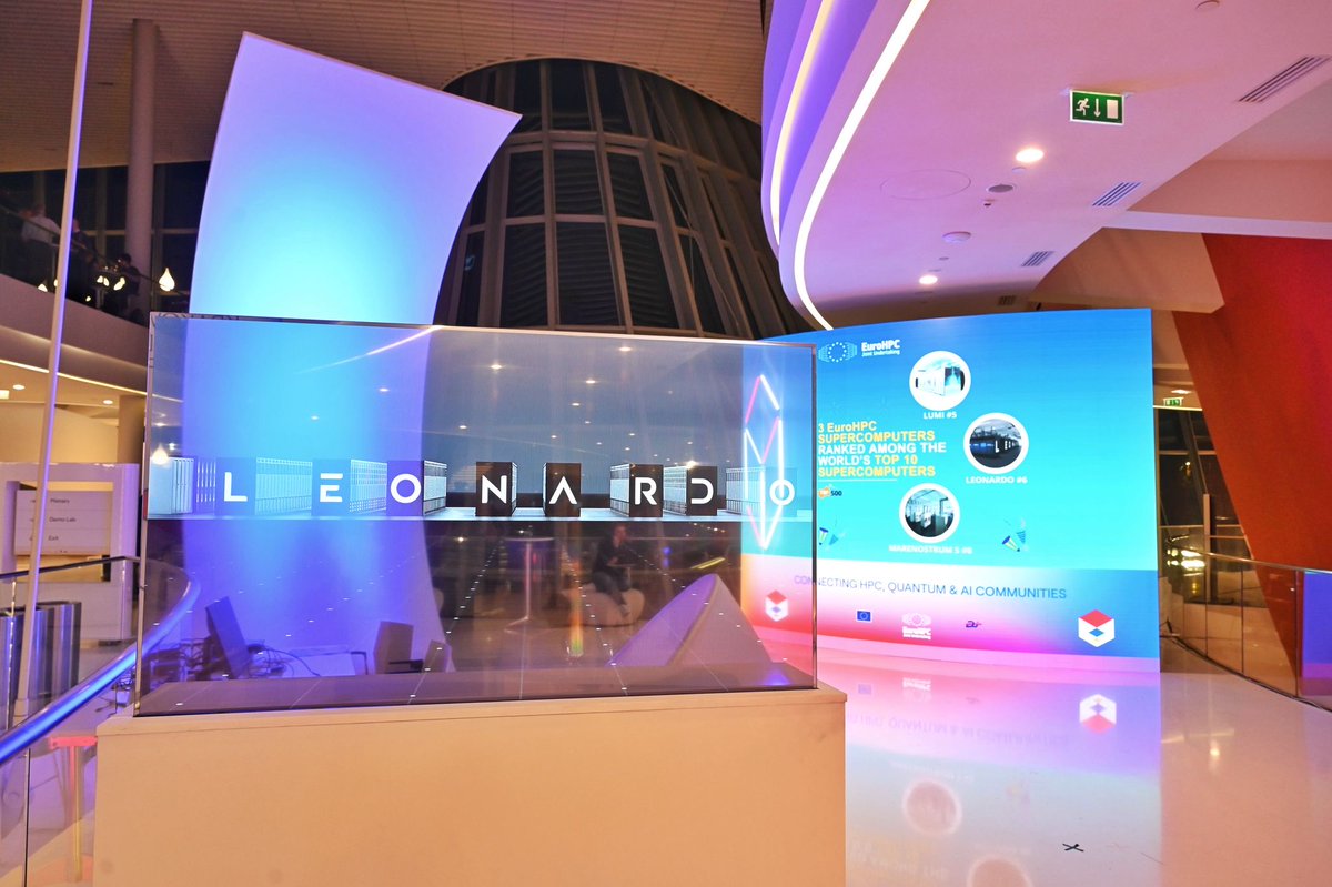 EuroHPC_JU's tweet image. Day 3 of the #DemoLab at #EuroHPCSummit2025, and we have 3 #supercomputers for you to discover today! ⚡️⚡️
First up #LEONARDO, followed by #VEGA and last but not least, #DEUCALION!
See you there for some #HPC challenges!