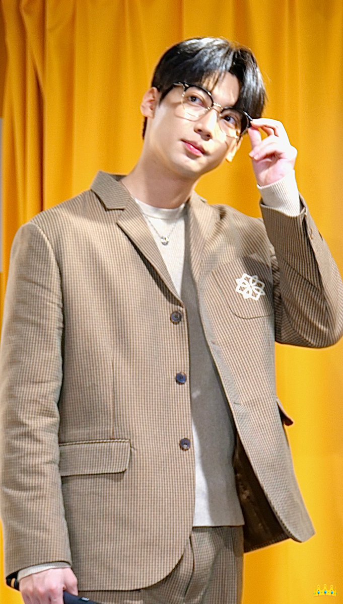 tere_asuka's tweet photo. #BOYFRIEND #보이프렌드
#Time_Limit #ヨンミン #영민 

2025.02.21 渋谷タワレコ 1部

メガネヨンミン結構好きだった、、😇♡👓 https://t.co/lagnOEqENE