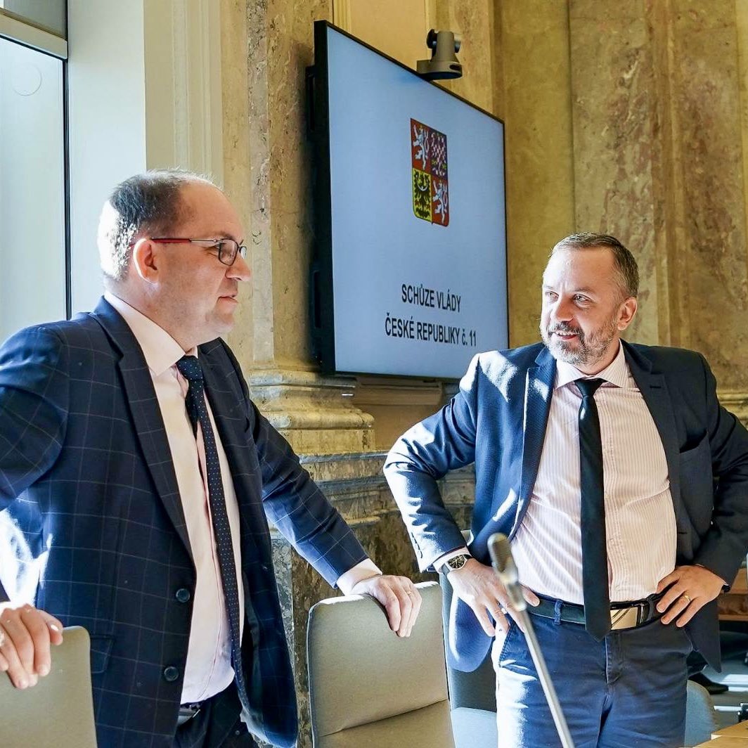 Z vlády: 

🇺🇦🤝🇨🇿 Česko nabízí ukrajinským občanům jasnou perspektivu: kdo pracuje, učí se a integruje se, má příležitost zůstat. Náš pracovní trh potřebuje motivované lidi.

Zároveň jsme řešily inovace - <a href="/NKU_CZ/">NKÚ ČR</a> potvrdil, že <a href="/TACR_cz/">TACR</a> hospodaří skvěle a správně podporuje výzkum,