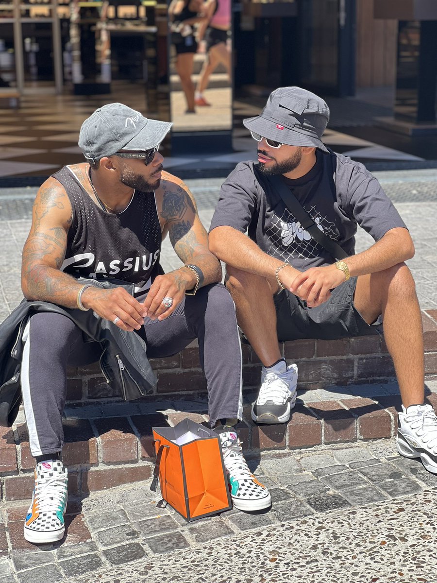 YoungstaCpt's tweet photo. Like talking to a Ghost 
@OmariHardwick https://t.co/rjViw8mOlw