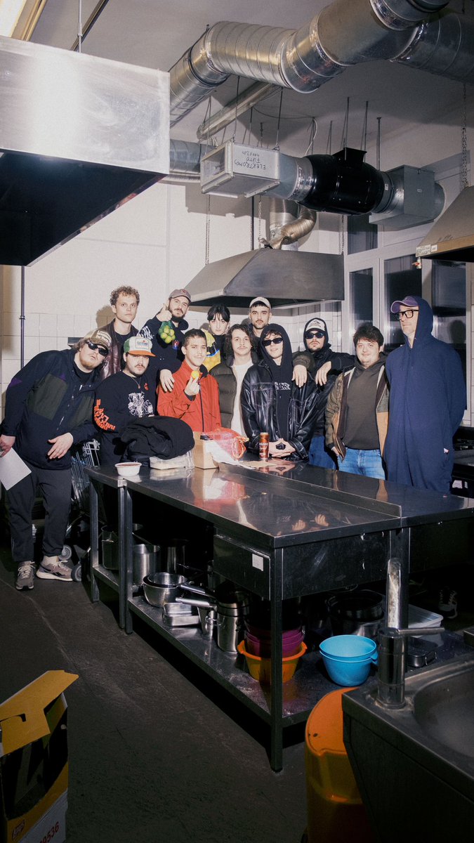 HOLNAP SOPRON MEGREMEG.
HOLNAPUTÁN PÉCS SZÉTESIK ÉS KÖZBEN ÚJRA ÖSSZERAKJUK.

tixa.hu/wavyen-on-tour…

tixa.hu/wavyontourpecs…