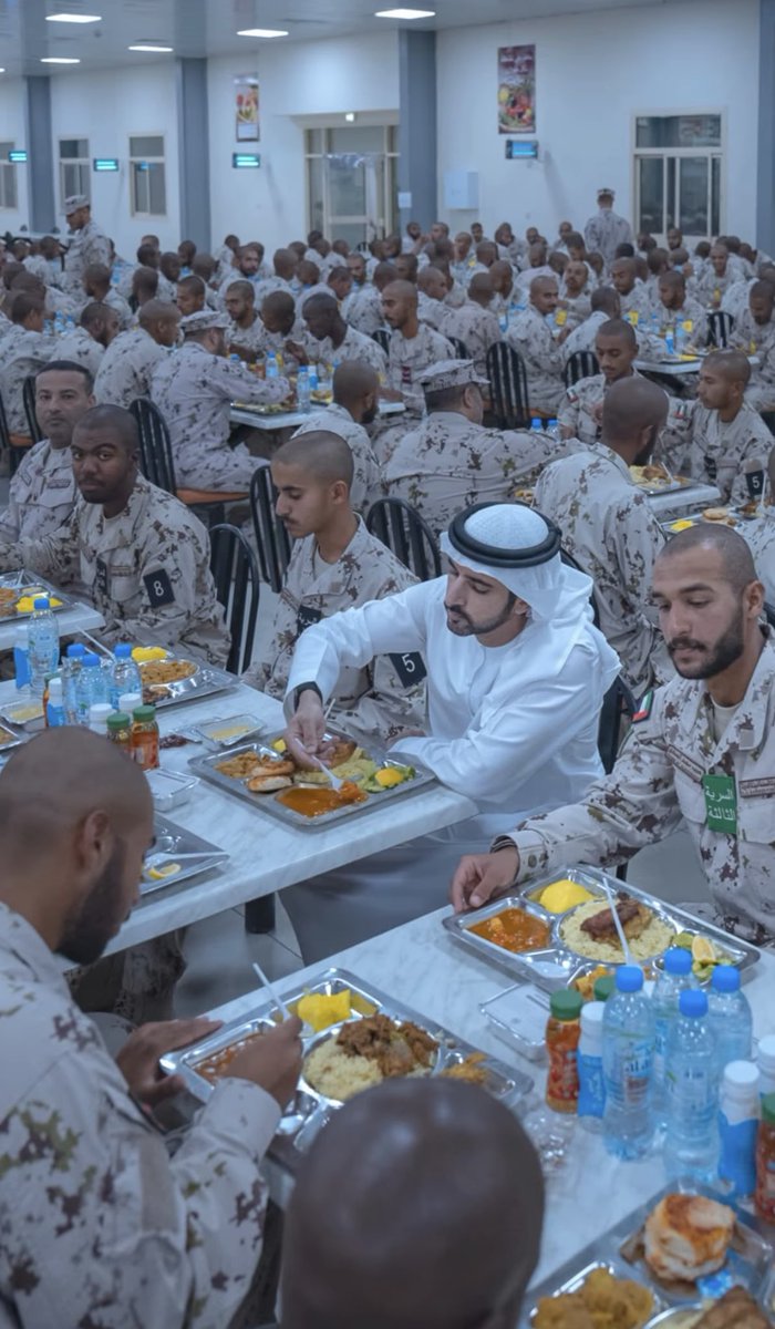 صورة ترد على كل من يسأل او يفكر يسأل 

⠀⠀ ⠀ليش تحبون شيوخكم هالكثر ؟

حبّونا وعزّونا ورزّونا وخلونا نفرح اذا حد سألنا where are you from 🥰