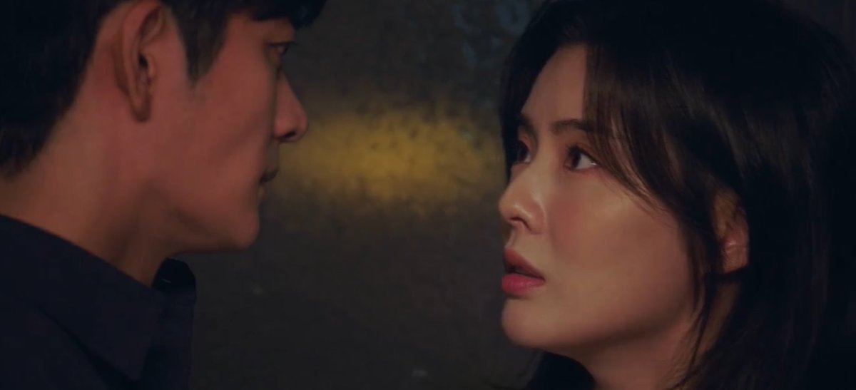 silly_love__'s tweet photo. “what am i to you mr. so baekho?”
“a line i want to cross” 🥹🤌
#thepotatolabep6 #ThePotatoLab https://t.co/h7r4rI5enc