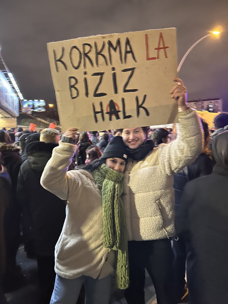 evet tam da bu hâldeyken