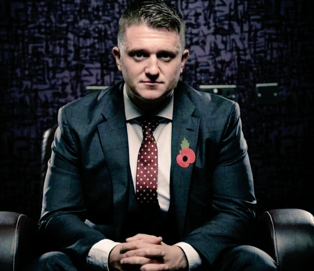 GSGB01's tweet photo. 🚨BREAKING: Tommy Robinson's court case regarding his mistreatment in prison is to take place today.

Tommy has spent 143 days in total isolation, for a civil offence.

Should Tommy be released from solitary confinement IMMEDIATELY? https://t.co/jotGrhesqY