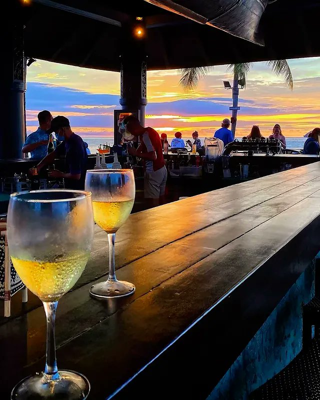 Clear your mind and let positivity flow 📸😎🌅

📍 Shangri La Tanjung Aru Resort, Kota Kinabalu

Word &amp; photo by @josehaussesbh

#exploresabah #KKCity