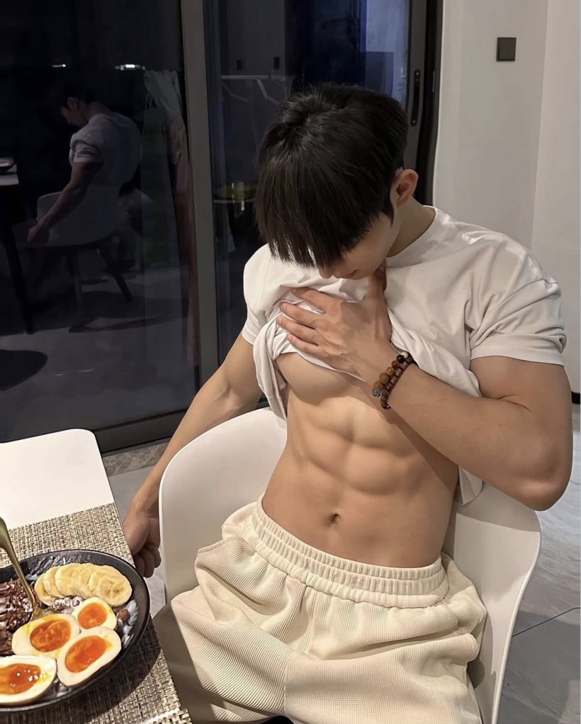 uno_boys's tweet photo. tasty https://t.co/emypWHoNwH