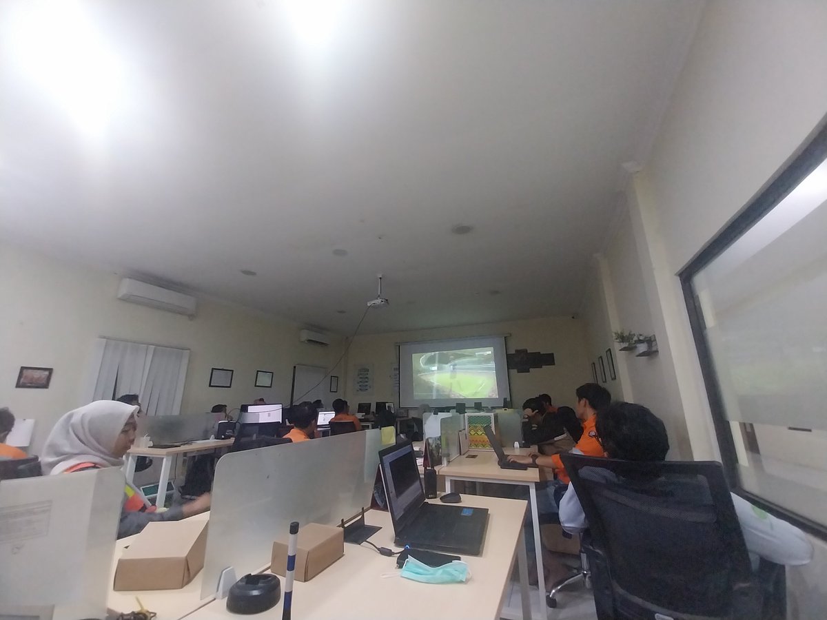 fbajoe19's tweet photo. "pak izin nobar" https://t.co/9vNyWbghJk
