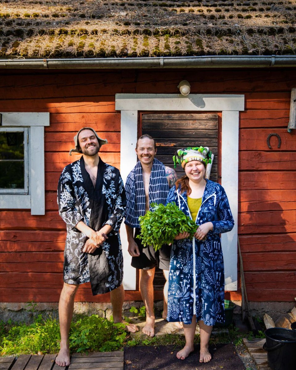 visitfinlandjp's tweet photo. ❤️🌍🇫🇮 なんと8年連続で、フィンランドは「世界幸福度ランキング」でトップになりました！✨自然、静寂、サウナ、新鮮な食…フィンランドには幸せを感じる要素がたくさんあります。みなさんもフィンランドで幸せの秘訣を探ってみませんか？😊
📸: Anssi Tiusanen https://t.co/WTojzhoZOn