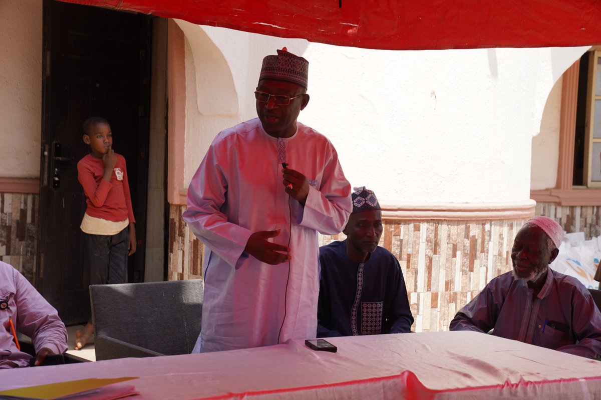 Sure4u_'s tweet image. On Tuesday 18th of March 2025, SURE4U led by the Founder and CEO @babandedemb in collaboration with NEAR Foundation led by the President Mustapha Zarma, distributed 150 Ramadan gifts to 150 beneficiaries in Gwagwalada Area Council, FCT - Abuja