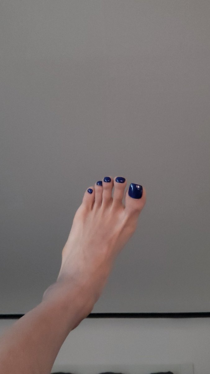 걸레 여친 와이프보다 내 발이 더 이쁠듯 맞지 발충들?
#cd #시디 #여장 #러버 #게이 #바이 #발충