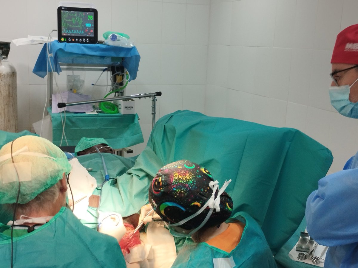 <a href="/ZERCAYLEJOS/">ZERCA Y LEJOS</a> El Quirófano 2 👉