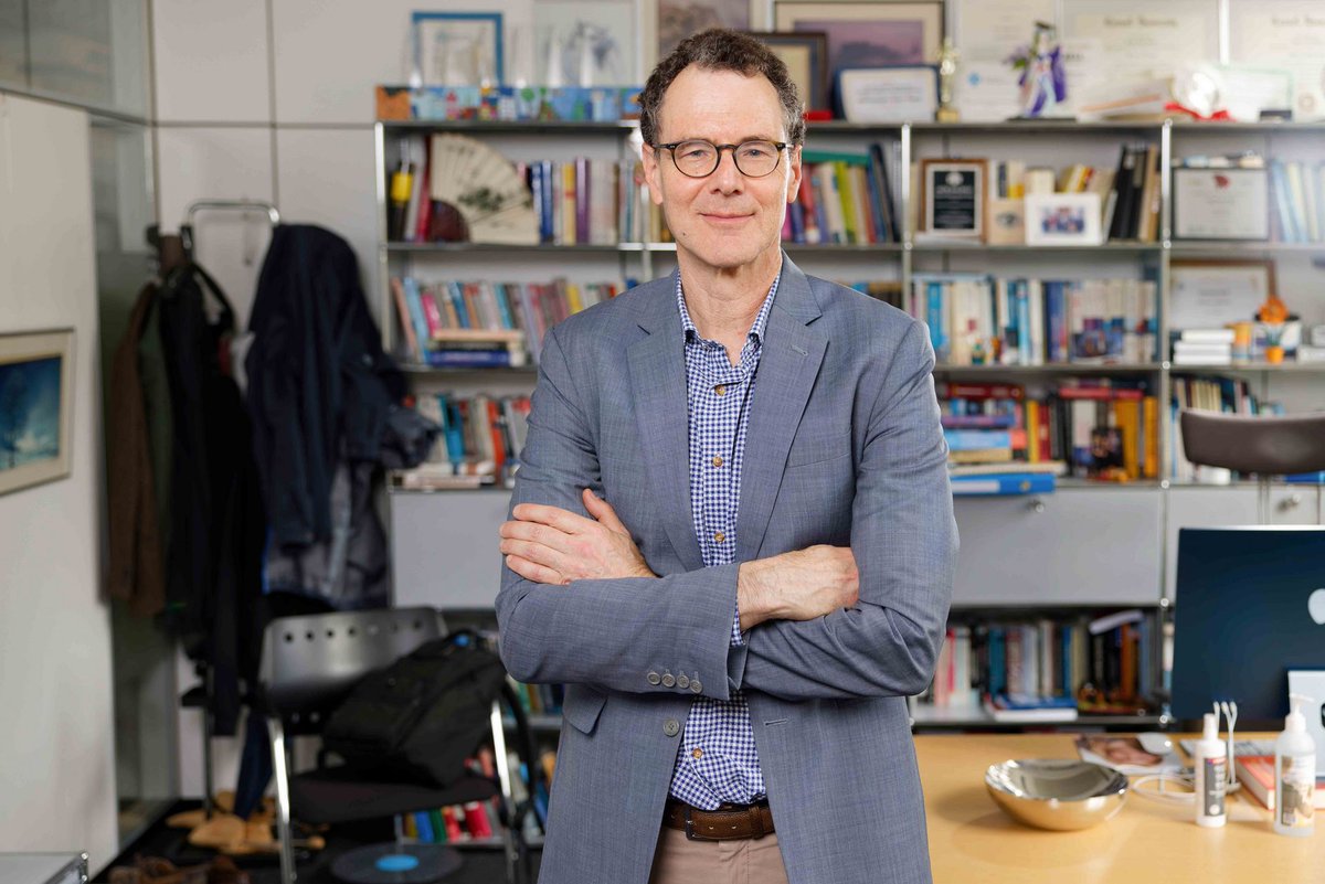 ETH Zurich Centre for Cyber Trust has developed an app for authenticating paper documents. Results from a pilot project show that, thanks to the app, there are hardly any more problems with falsified excerpts from Zurich’s debt enforcement register.

wernersiemens-stiftung.ch/en/news/detail…