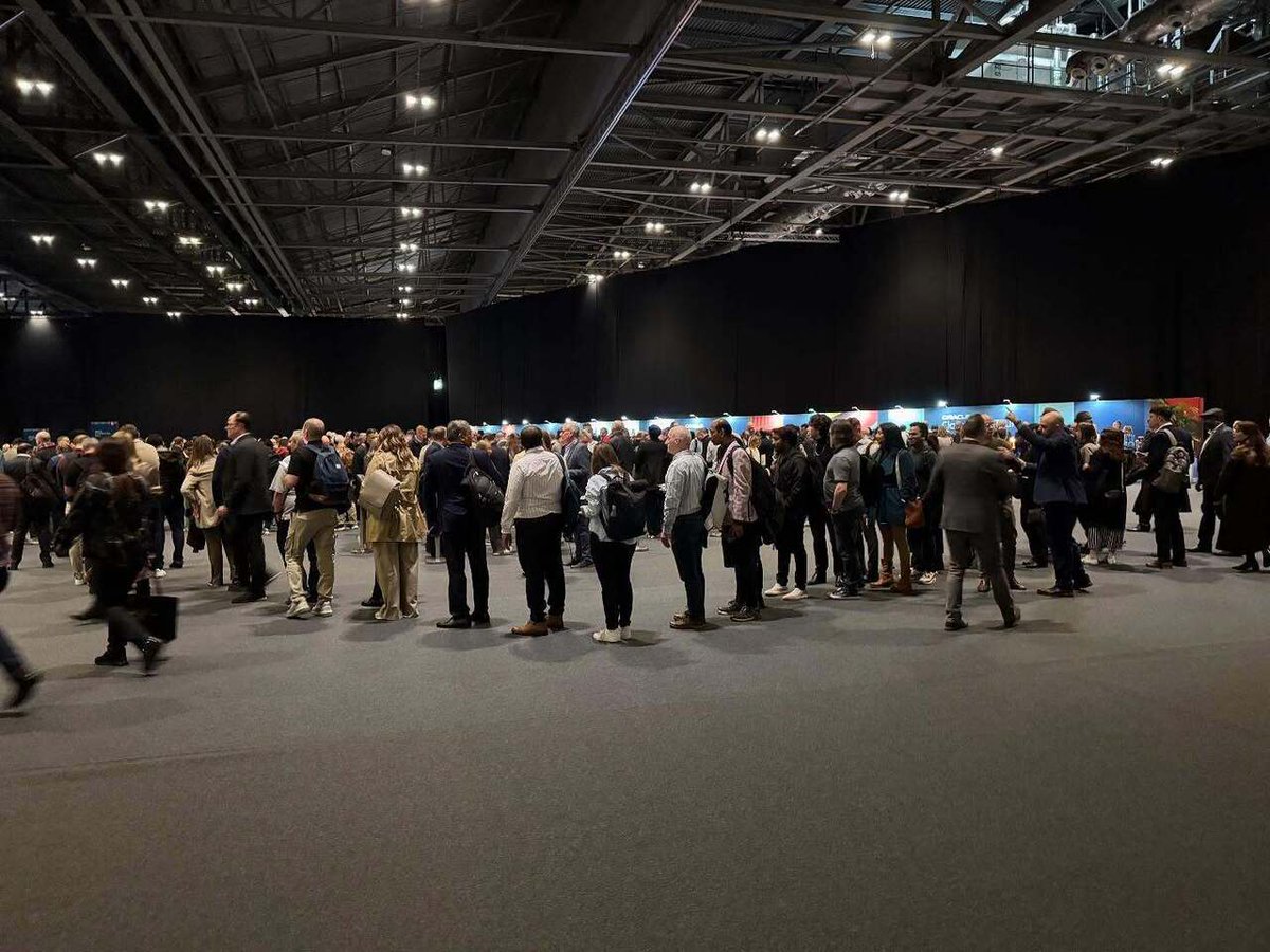 Timothy_Hughes's tweet image. Great to see so many people here today @oraclecloudworld #oraclecloudworld #oraclecloudworld2025 #oracle #oraclecloud #cloud #cloudcomputing #robotics #SaaS #artificialintelligence #artificialintelligence #artificial_intelligence #robotic #dlaontour #soc… instagr.am/p/DHaqNHwtJGp/