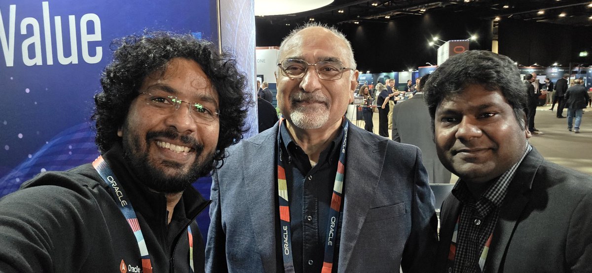 Oracle CloudWorld – Where Innovation Meets Friendship!

Meeting so many friends, reconnecting with brilliant minds, and sharing our passion for Oracle Cloud—this event is truly special! From deep-dive sessions to insightful conversations, Oracle CloudWorld is the perfect place to