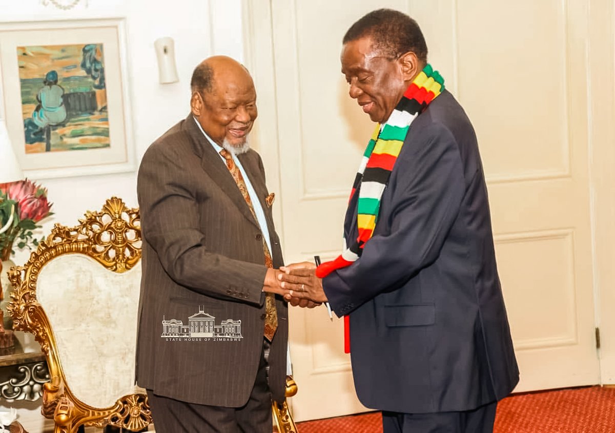 edmnangagwa's tweet image. Honoured to receive Former Mozambican President Joaquim Chissano &amp;amp; AfDB President Dr. Akinwumi Adesina at State House. We discussed Zimbabwe’s Arrears Clearance &amp;amp; Debt Resolution Process, a key step towards economic stability. 
#Zimbabwe #AfDB #DebtResolution