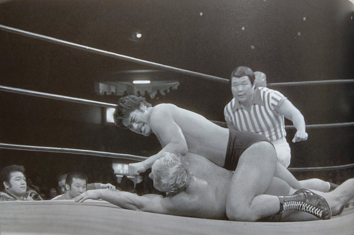 1976年12月9日 蔵前国技館 格闘技世界一決定戦 アントニオ猪木VS 