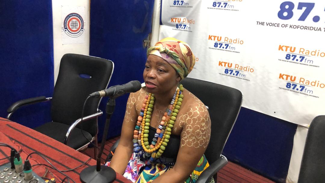KTU Radio 87.7fm (@877kturadio) on Twitter photo On air with the Director for Centre for National Culture, Koforidua On air with the Director for Centre for National Culture, Koforidua