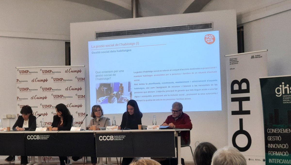 SocioEconAMB's tweet photo. Jornades sobre #HabitatgeSocial amb una mirada interseccional (gestió, promoció de parc social o fiscalitat) i dels diferents actors vinculats ( AAPP, entitats socials o sector de la construcció)

#MetropolisSocial https://t.co/am0cqioeDi