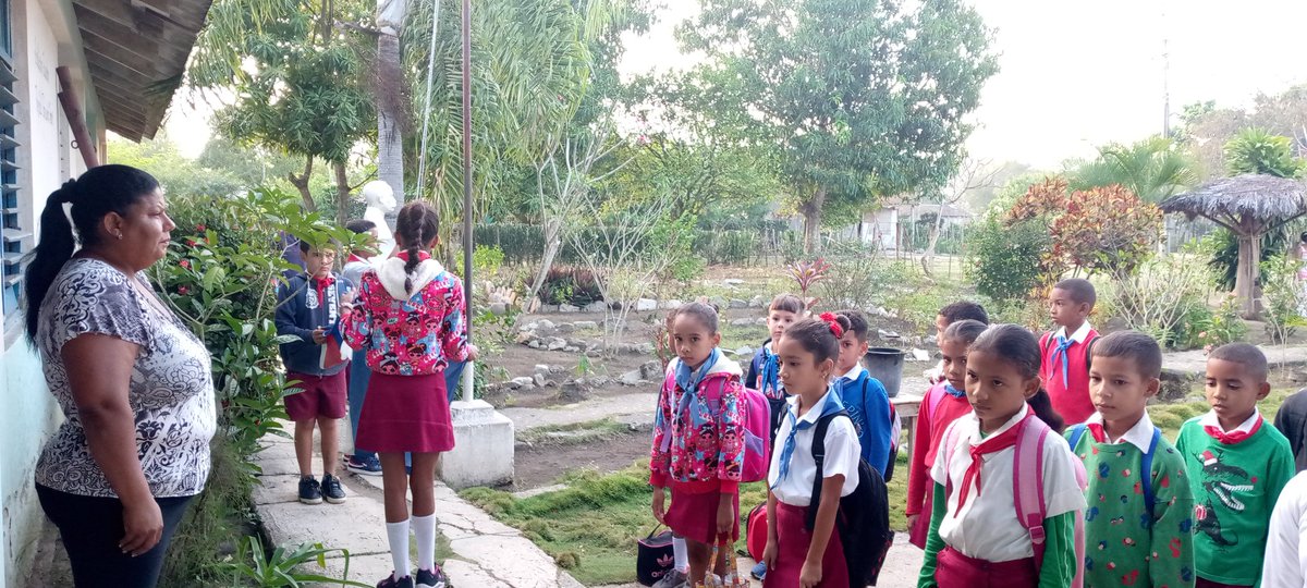 En la semana se realizó visita especializada integrada a la Esc Reynaldo Tomás Sevich donde los educandos demostraron que los niños de las zonas rurales si aprenden en.#PalmaSoriano .#SantiagoDeCuba.