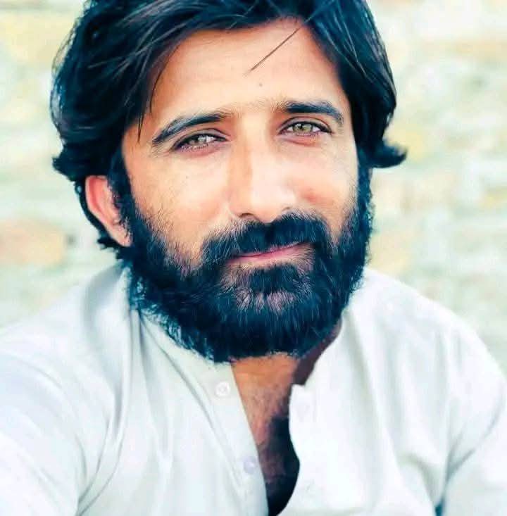 AliiJogi69837's tweet photo. نيوزالرٽ🚨
ٹھری میرواہ میں سئی گیس روڈ پر احتجاج کے دوران آفاق شر کو پولیس اٹھا کر لے گئی جب کہ کچھ دیگر نوجوان تاحال لاپتہ ہیں۔
#ReleaseAfaqShar
#NoMoreCanalsOnIndus #Sindh #Missing #PoliticalWorker #Punjab #Hamas https://t.co/ArU8QVYtFi