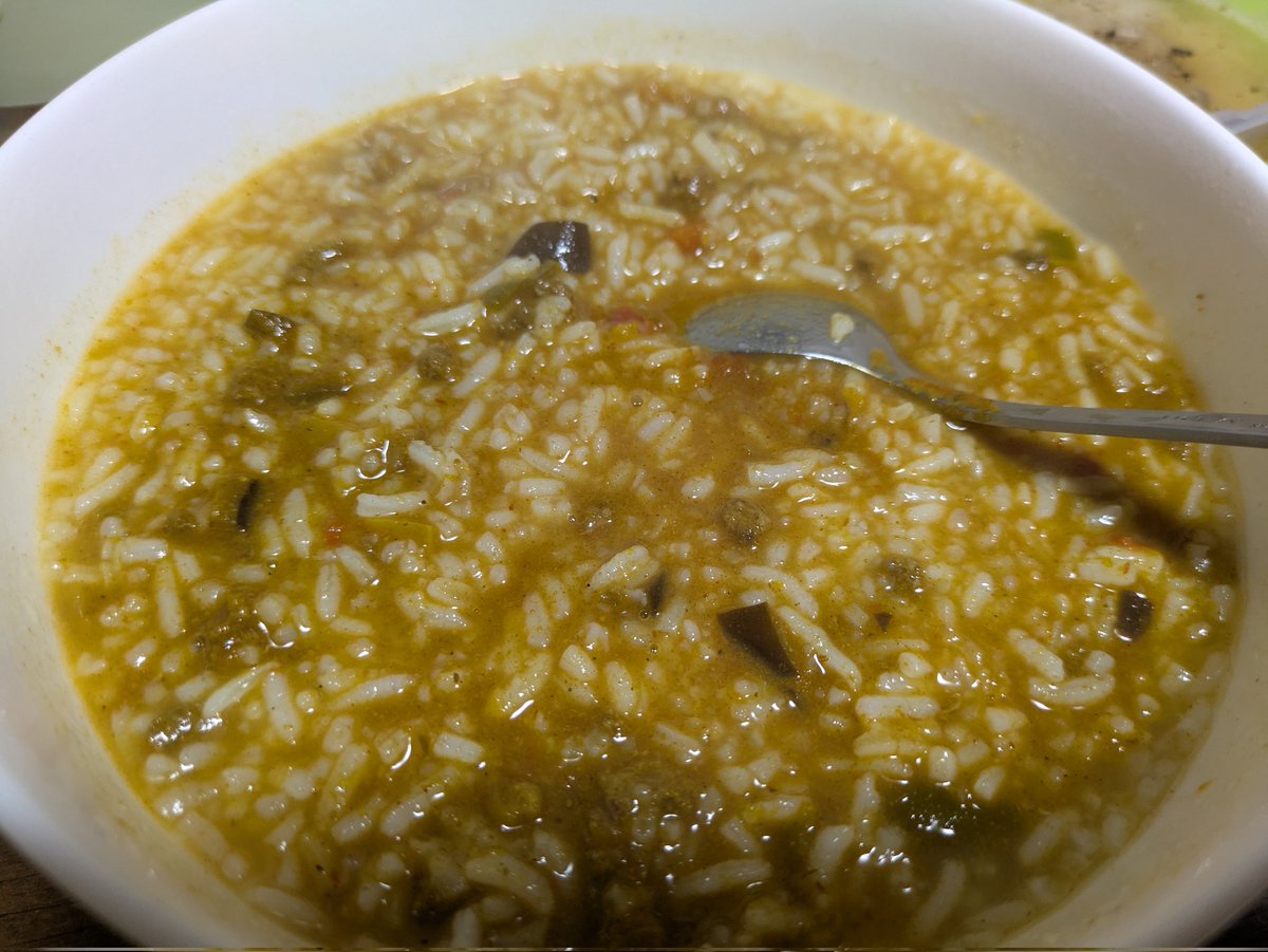 cinamon52688970's tweet image. 🍛雑炊？笑
#ダイエット垢さんと繋がりたい 
#ダイエットのモチベーション 
#ダイエット一緒に頑張ってくれる人RT 
#ダイエッターさんと繋がりたい 
#ダイエット仲間募集中 
#無水カレー
#ポテト
#じゃがいも
#メークイン
#玄米
#ジャスミン米