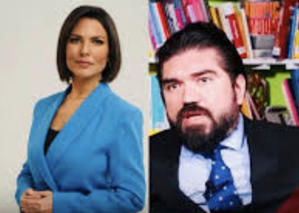 Şu tas kafalı adama söyleyim;
Urfa Kürdü,Arabı ve Türkmeni ile bir bütündür.
Senin gibi kendi karanlık,dünyası karanlık kirli adamlar bunu anlamazlar. Kimsin tırro!
 <a href="/eceuner12/">Ece Üner</a> in duruşu,senin Dünyana bedel.
O farklılıkları mozaik olarak görüyor.
Ece Hanım seviliyor;ya sen Rasim!