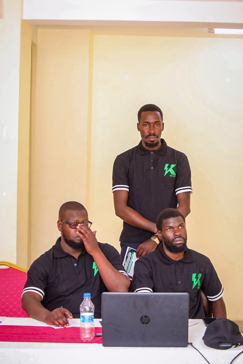 DAY 1! Kiri EV E-Mobility Mechanics Training! 

Kiri EV is ready to impart vital knowledge on e-mobility to local mechanics in #Kisumu to accelerate the adoption of #electricmotorcycles as part of the #SUNRUN <a href="/P4Gpartnerships/">P4G</a> 

#KiriEV #E-Safiri #STA #GCU