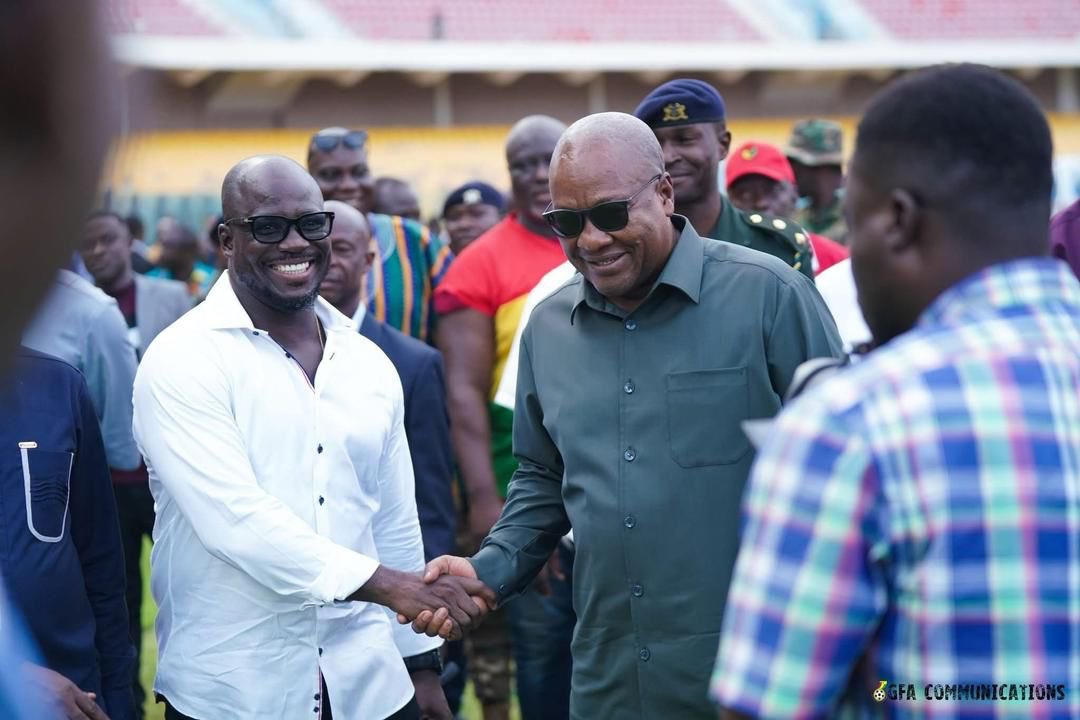 We were honoured to receive President John Dramani Mahama at our training yesterday. 

My people, it's a national call....Let us all come together and cheer the Black Stars on to victory on Friday 🇬🇭

#bringbackthelove