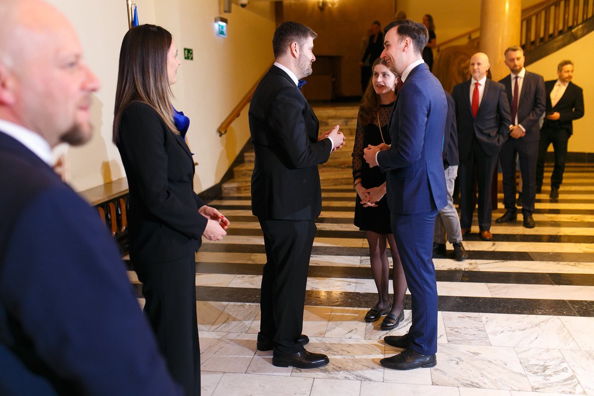 Na zaproszenie Konsula Generalnego <a href="/DSGashiRKS/">Drilon S. Gashi</a> i jego żony miałem przyjemność uczestniczyć niedawno w 17. rocznicy Święta Niepodległości Kosowa. 🇵🇱🇽🇰

Jeszcze raz bardzo dziękujemy za zaproszenie! Long live Kosova, long live Poland!