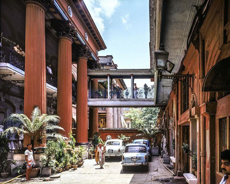 Read our highlights on cultural heritage in Nuristan, Afghanistan and on a Conservation Management Plan for Jamestown, St Helena. We also cover the rich diversity, but increasing vulnerability, of Bengali architecture. You can read our Newsletter here: commonwealthheritage.org/march-newslett…