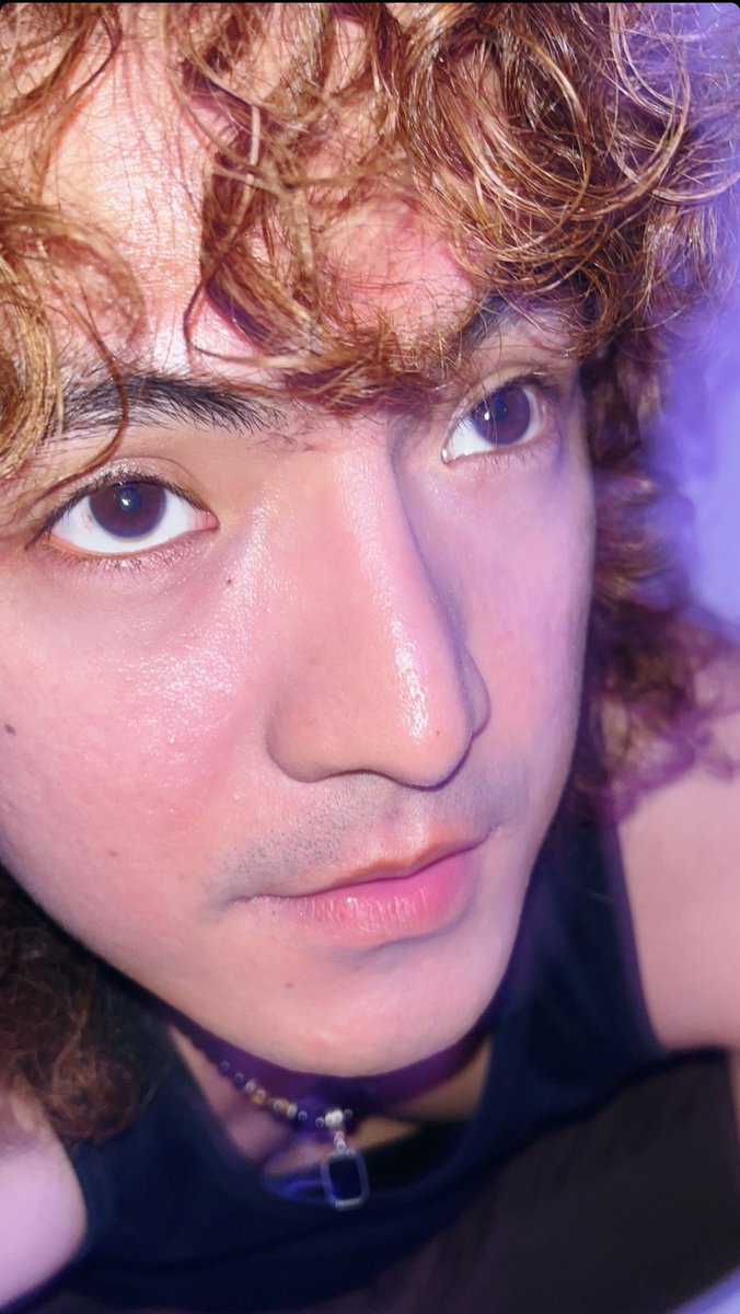 Ang lapit!! Kiss kita dyan eh.

<a href="/PressHitPlay/">Press Hit Play Official</a> #Press_Hit_Play