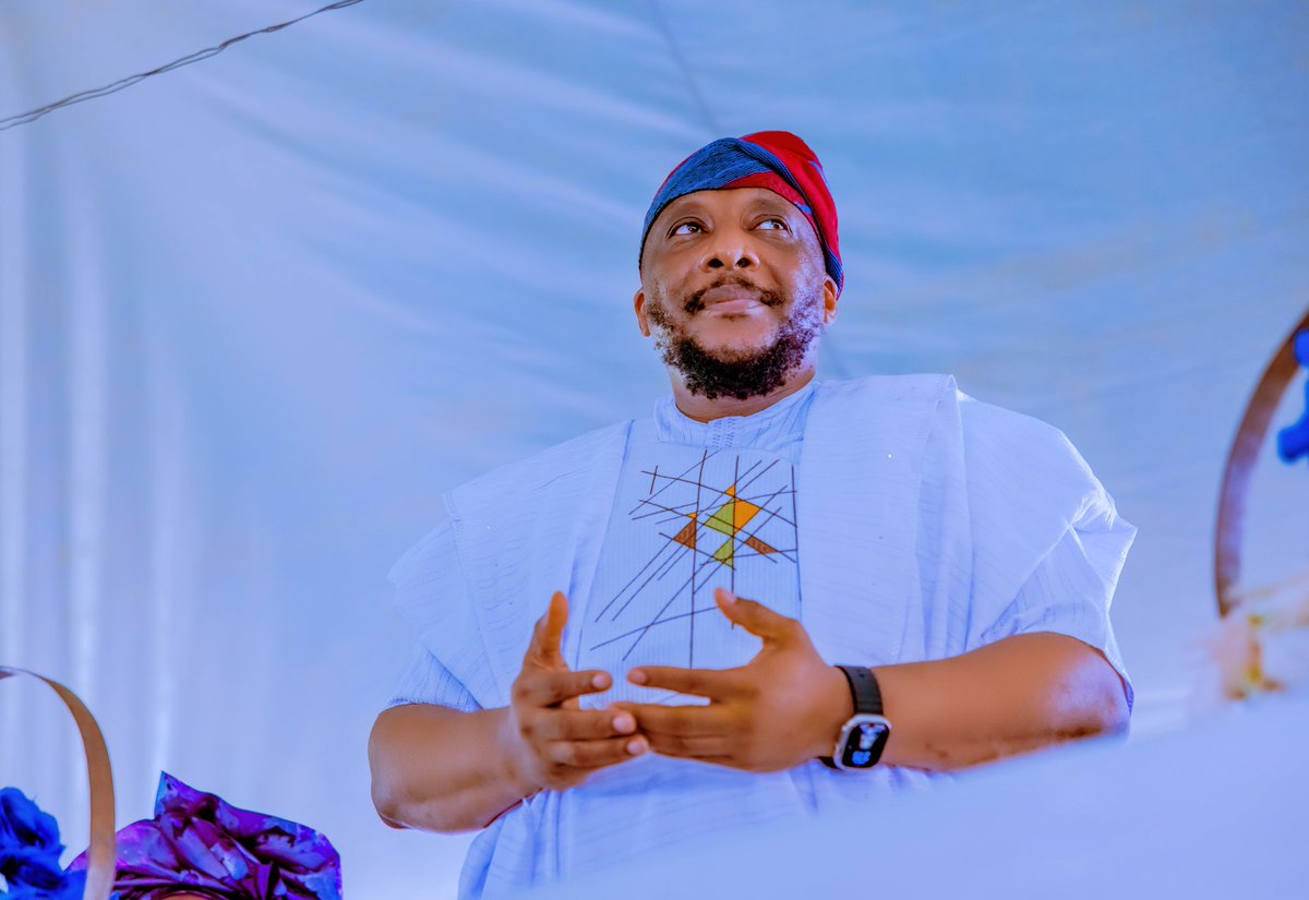 drbayoadepoju's tweet photo. Thank you, Muslim Community in Ibarapa Central and Ibarapa North Federal Constituency for gracing the second edition of my annual Ramadan lecture and Iftar (breaking of fasting). https://t.co/zRNs3G0Cqs