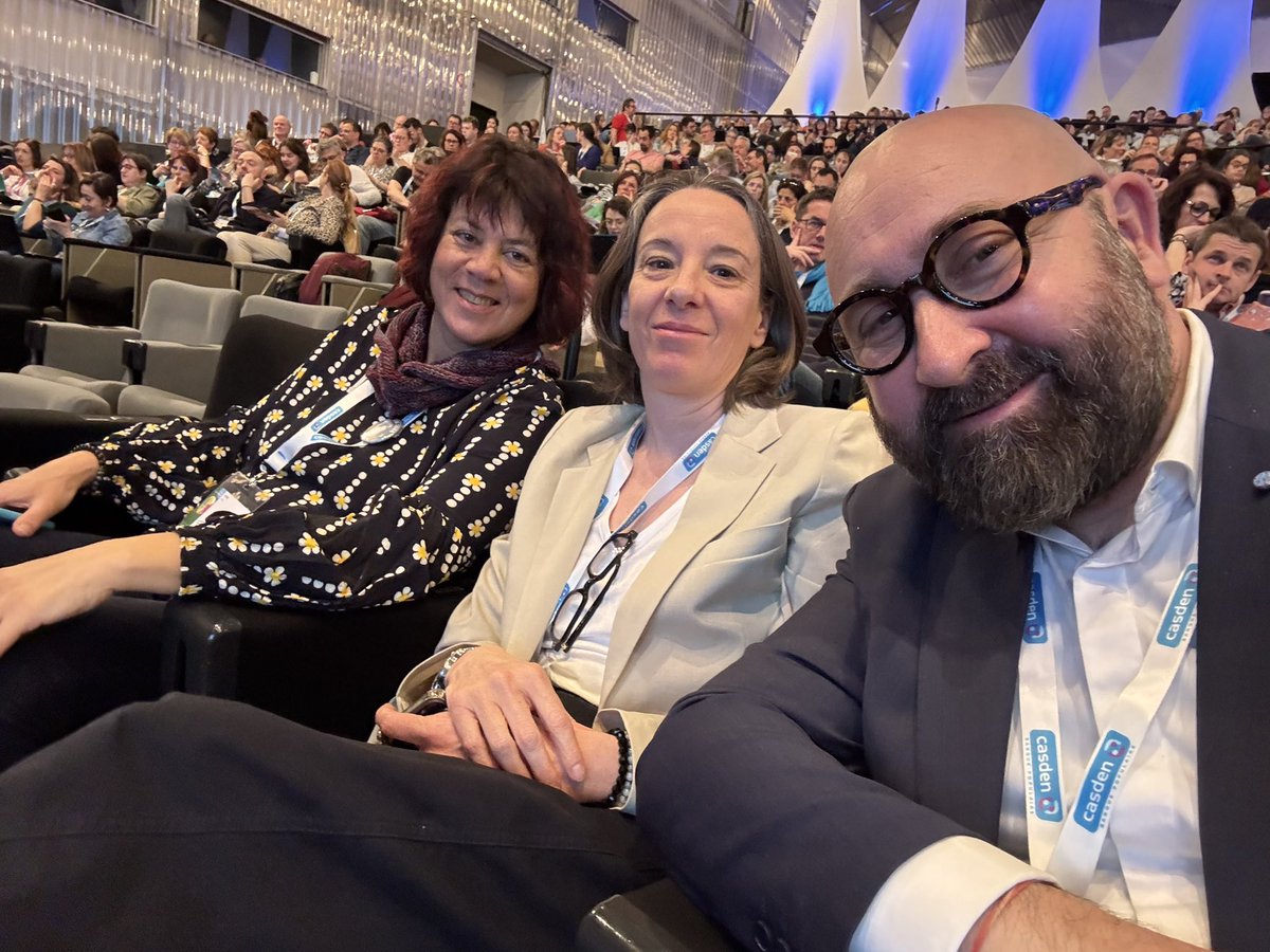 Trichard's tweet photo. Plaisir de retrouver #Lille et d'assister, aux cotés de membres du Secrétariat National de l'@UNSA_officiel, aux travaux du congrès national du @SE_Unsa.

Une place pour chacun.e, un collectif pour tous !

Vive le #SEUnsa !

#CongrèsSEUnsa #UNSA #Lille2025 🩵 https://t.co/exCCDaMru6