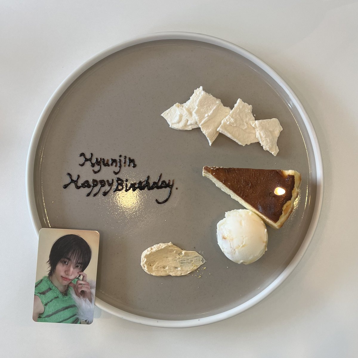 cawnnini320's tweet photo. 大好きなヒョンジンちゃん🥟🦙🥝
誕生日おめでとう💐
唯一無二のダンスが大好き🕺
どうか健康で幸せでありますように….🫧

#HappyHyunjinDay
#당도최고_현진키위_생일축하해
#WorldTrendsetterHyunjin
#StrayKids #스트레이키즈
#현진 #Hyunjin https://t.co/ORGs76mzxG