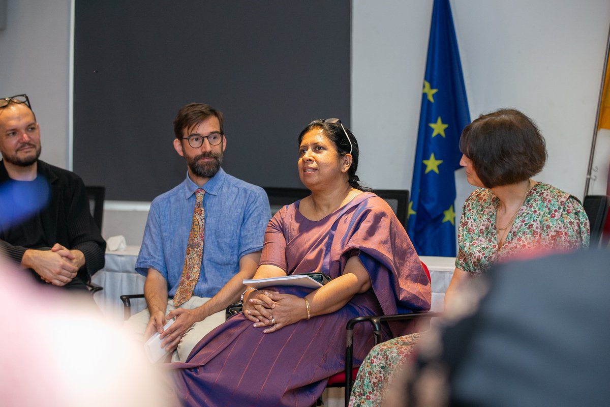 Cultural Relations Platform (@cultextrel) on Twitter photo 👏The EU-Sri Lanka matchmaking partnership programme has kicked off in Colombo, Sri Lanka at the Export Development Board office.
Participants will continue to explore potential collaborations focused on Sri Lanka’s #textile and #craft industry! Stay tuned!
<a href="/EU_in_Sri_Lanka/">EU in Sri Lanka</a> 👏The EU-Sri Lanka matchmaking partnership programme has kicked off in Colombo, Sri Lanka at the Export Development Board office.
Participants will continue to explore potential collaborations focused on Sri Lanka’s #textile and #craft industry! Stay tuned!
<a href="/EU_in_Sri_Lanka/">EU in Sri Lanka</a>