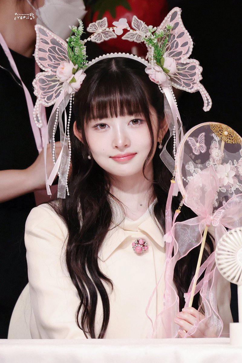 _kawaiiparadise's tweet photo. 傾国　　　　　　　　　　　　　　　　　　護国
救国　　　　　　　　　　　　　　　　　　継承 https://t.co/SQbaM4u0zB