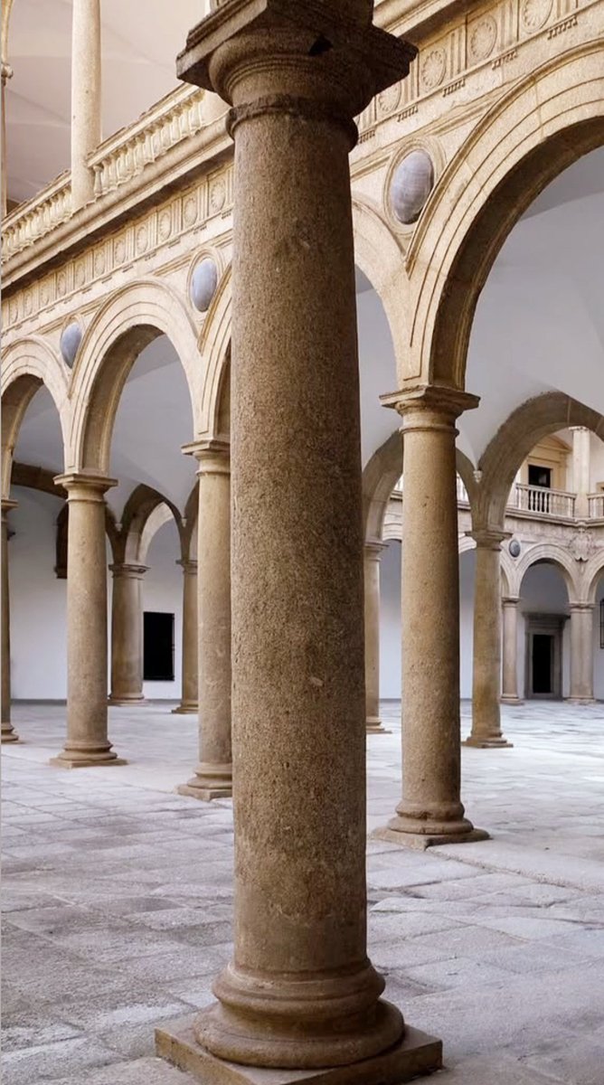 cultura_poder's tweet image. 👣Hemos estado en el #AHNOB💻 y en la expo👁 #ImagoRegis que muestra auténticos tesoros documentales💎gracias a @archivosest y @culturagob 📜 (comisariada por Álvaro Pascual Chenel de @UVa_es y @girartepoder y María del Carmen López-Villalta).Os dejamos 📷 y la recomendamos👌🏻😋