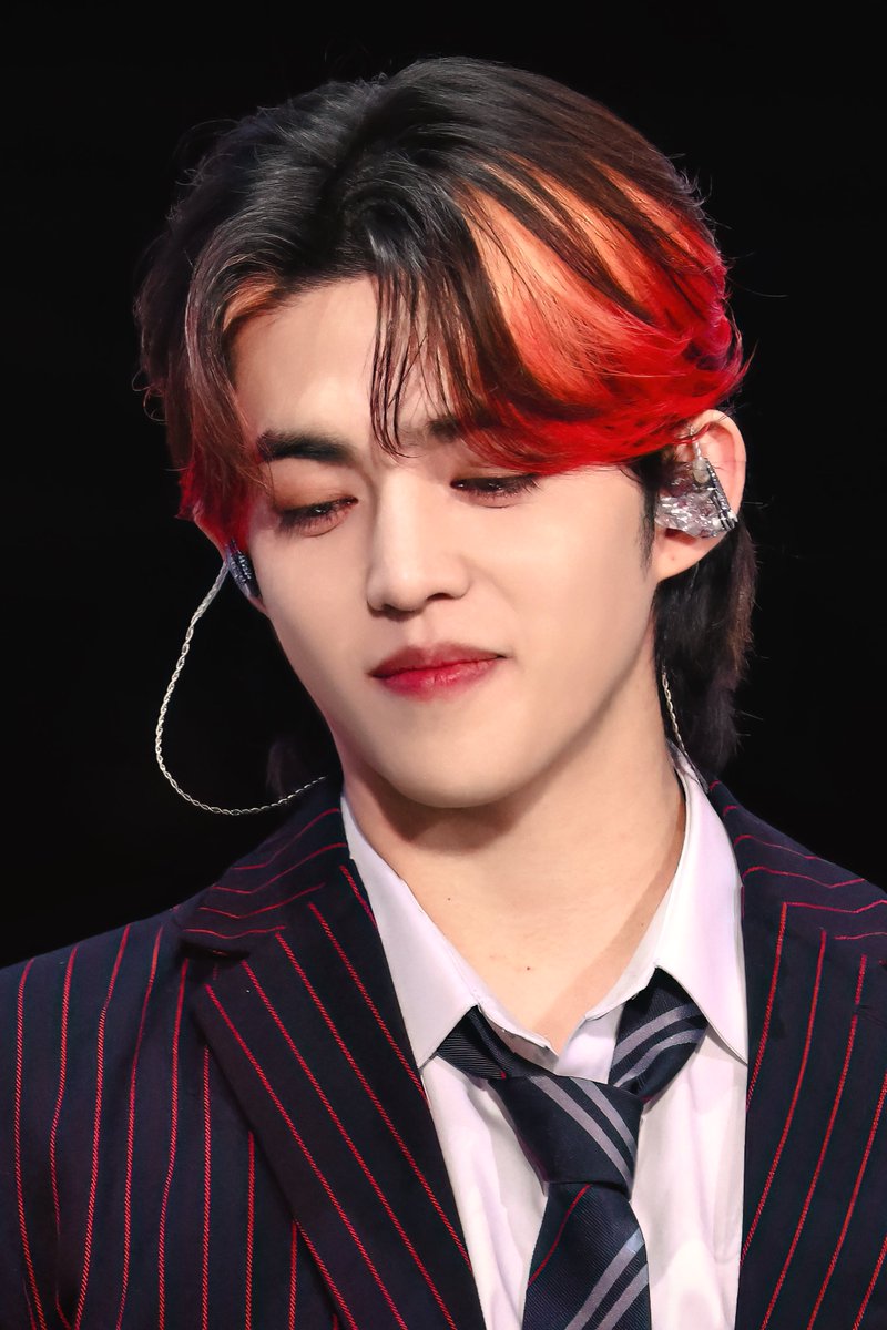 lynnmini0129's tweet photo. 250320 CARAT LAND

#에스쿱스 #SCOUPS
#승철 #최승철 
#세븐틴  #SEVENTEEN  
@pledis_17 https://t.co/ISAKnstM8T