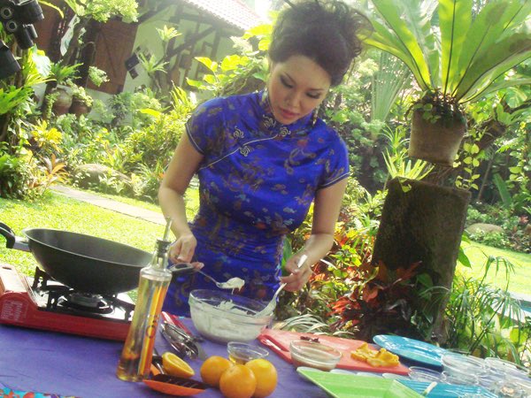 Vindy Lee tweet media