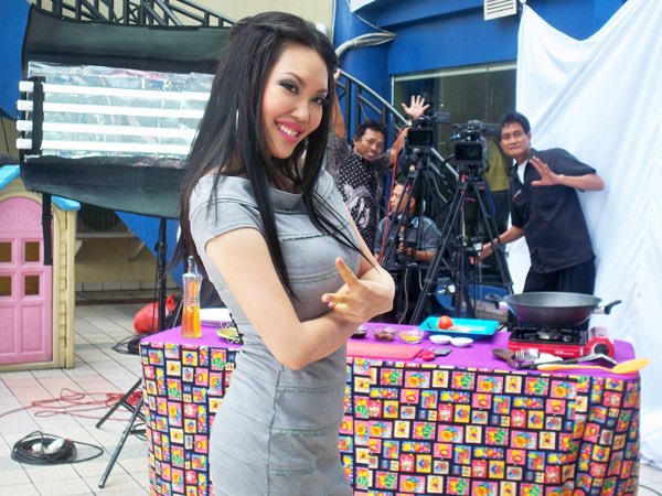 Vindy Lee tweet media