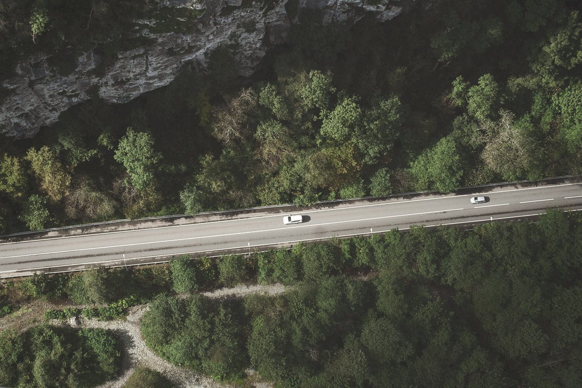 Debunking myths about car rentals

Let's debunk some common myths around renting a car. 

Check out our Facebook page for more information!