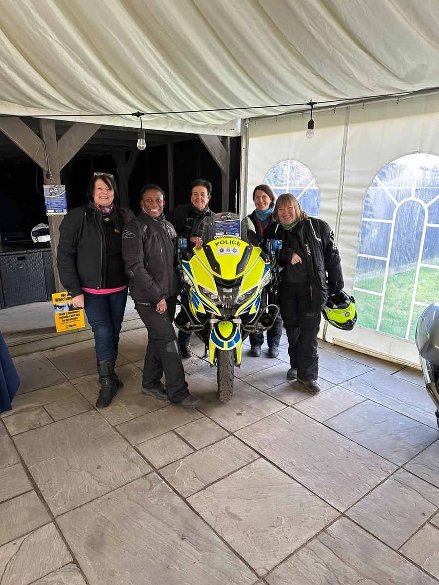 EvolutionWMCC's tweet image. South Central members have been out too! 🏍️💨 Meeting at the Wheels event  at The Woodman, followed by a ride over to Emma's Cafe at Pure Triumph Woburn, &amp;amp; trial of our new Tail-End Charlie (TEC) hi-vis! 🧡 DM for info on joining!
#EvolutionWMCC #ewmcc #ItsInOurDNA