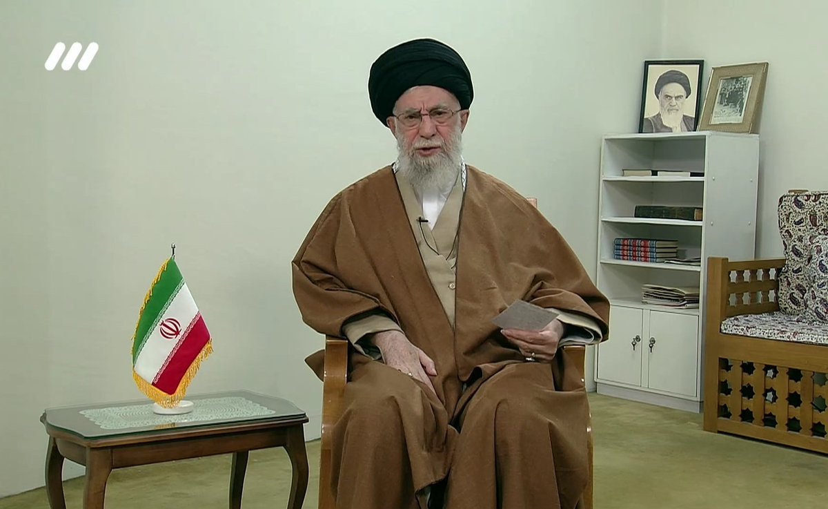 سال ۱۴۰۴، سال سرمایه گذاری برای تولید نام گرفت. برای سلامتی رهبر عزیزمون یه صلوات بفرستین ❤️