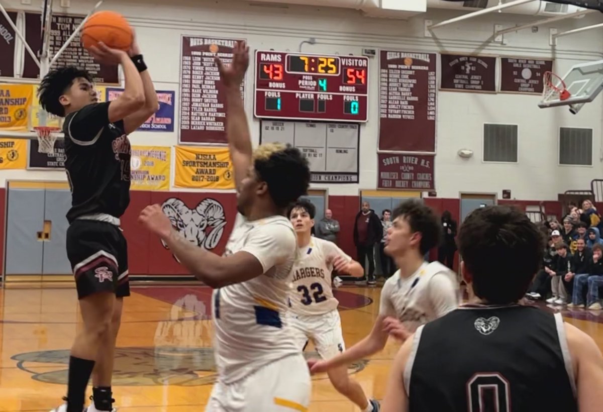 GMC Hoops tweet media