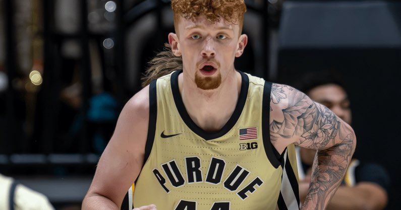 Purdue szn in his hands