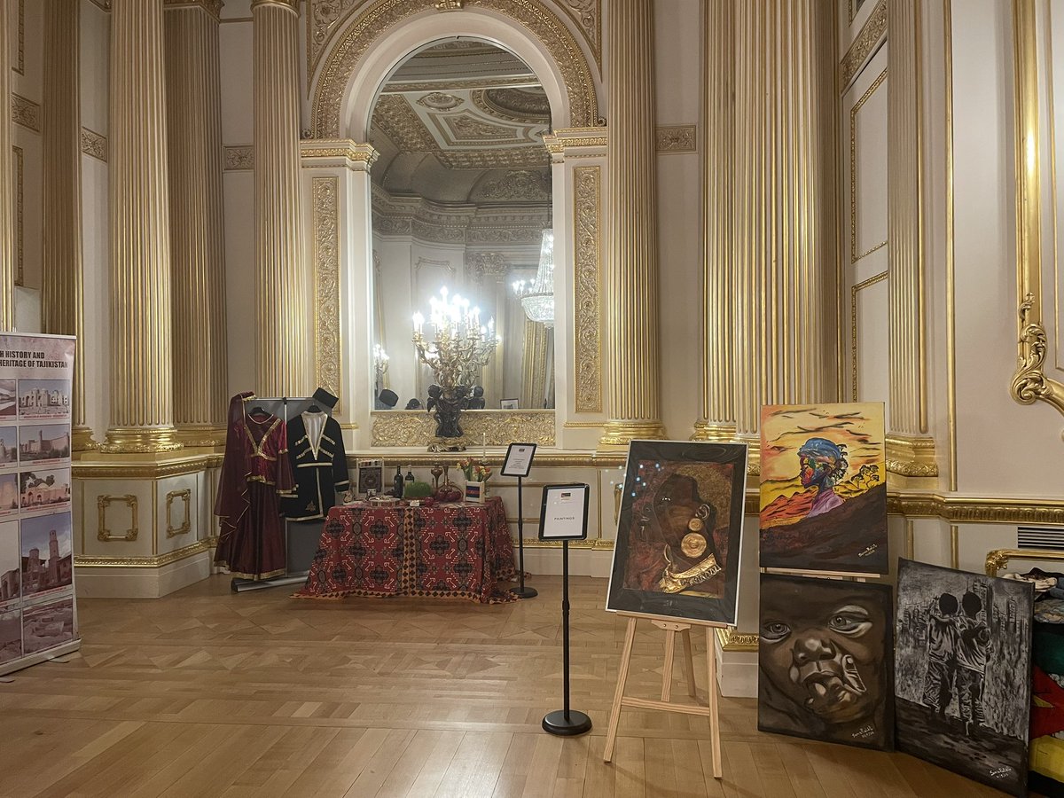 Ruslan Bolbocean (@bolboceanr) on Twitter photo An unforgettable occasion representing 🇲🇩 at the International Cuisine &Culture event in 🇬🇧! Honored to join the diplomatic community in a warm gathering, sharing our traditions and flavors to strengthen friendships. Many thanks to <a href="/FCDOGovUK/">Foreign, Commonwealth & Development Office</a> & @MarshalCorps for this opportunity! An unforgettable occasion representing 🇲🇩 at the International Cuisine &Culture event in 🇬🇧! Honored to join the diplomatic community in a warm gathering, sharing our traditions and flavors to strengthen friendships. Many thanks to <a href="/FCDOGovUK/">Foreign, Commonwealth & Development Office</a> & @MarshalCorps for this opportunity!