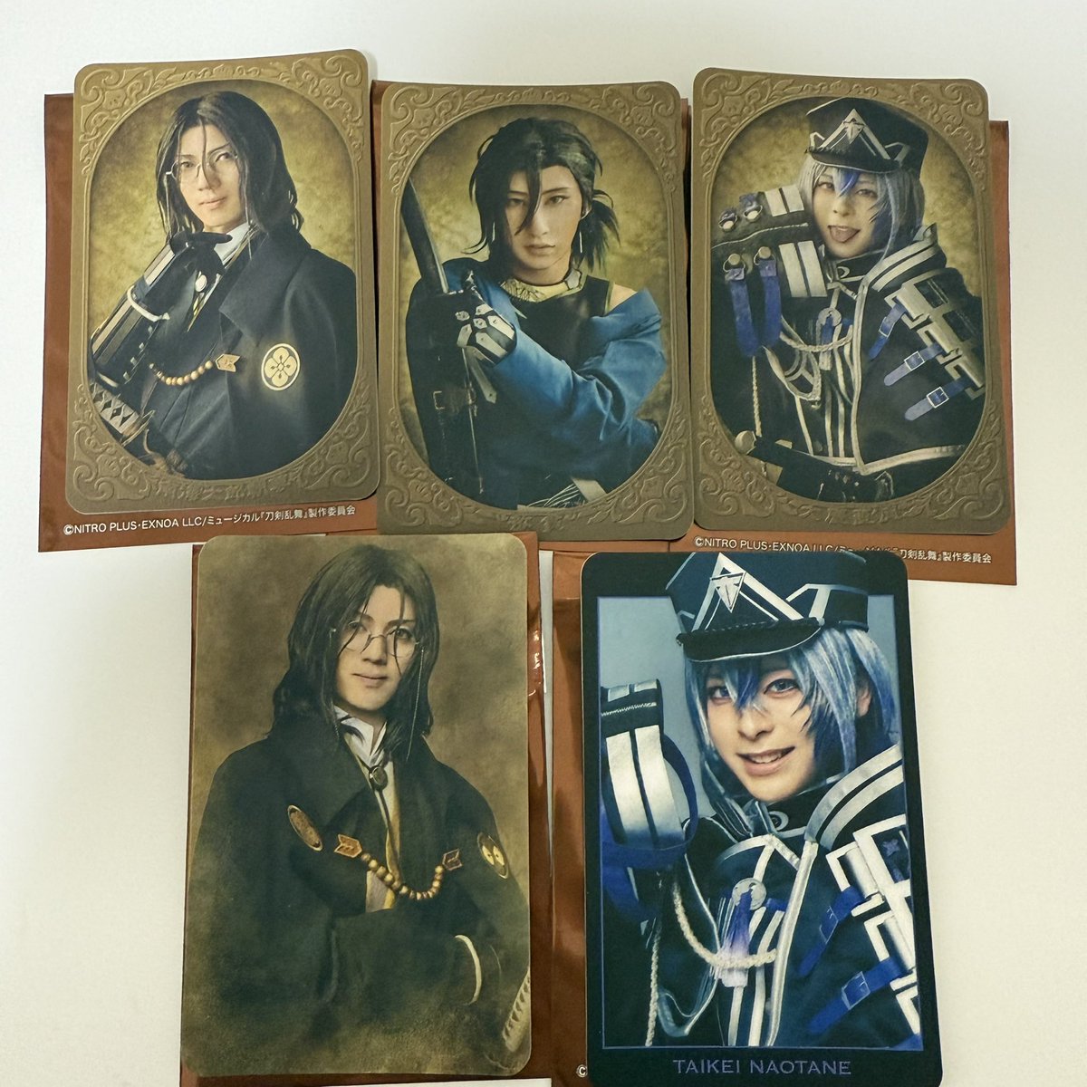 j4_mir_9's tweet photo. 【譲渡】ミュージカル刀剣乱舞 刀ミュ 坂龍飛騰 ランダムふぉとカード ブロマイド

譲：☆後家、☆笹貫、大慶、南海
求：定価(+送料)

☆は無印より同数以上お迎えください
3/23、3/27、5/11現地手渡しまたは郵送

検索からでもお気軽にお声がけ下さい https://t.co/s0znOoEZ6a