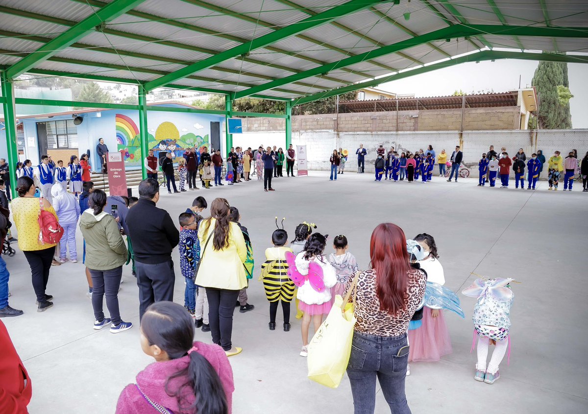 SeducEdoMex's tweet image. 🏫✨ ¡Hoy la #SECTI está #EnTuComunidad!

Desde la Escuela Primaria “Mariano Riva Palacio”, en el barrio Tlapipinca de #Cocotitlán, arrancamos una gira intensa de trabajo encabezada por el Secretario Miguel Ángel Hernández Espejel.📖💪