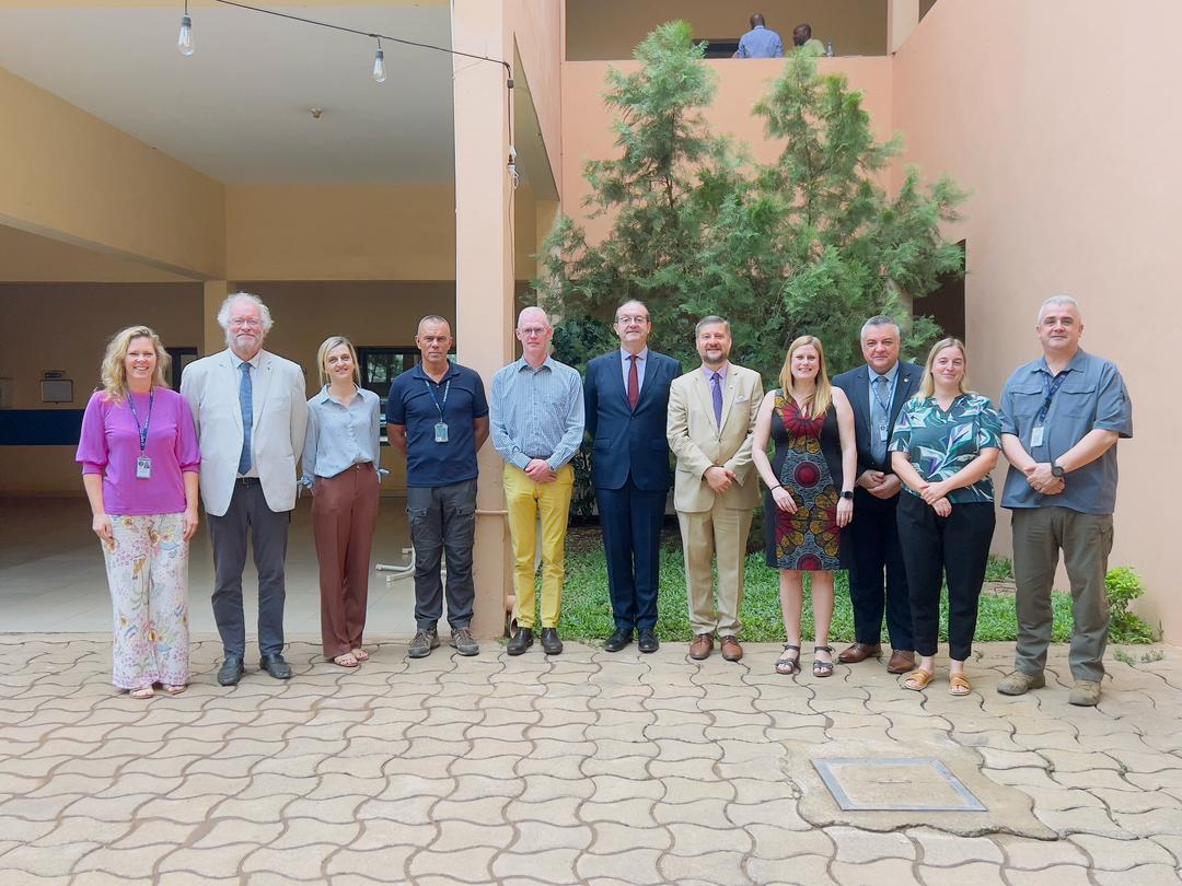 On Thursday 20 March, His Excellency, Mister Patrick DE BOECK, Ambassador of Belgium to Mali accompanied Colonel Kris QUANTEN, the new Defence Attaché of the Belgian Embassy in Senegal with accreditation to Mali, Burkina Faso, Niger and Cape Verde for a courtesy visit to EUCAP.